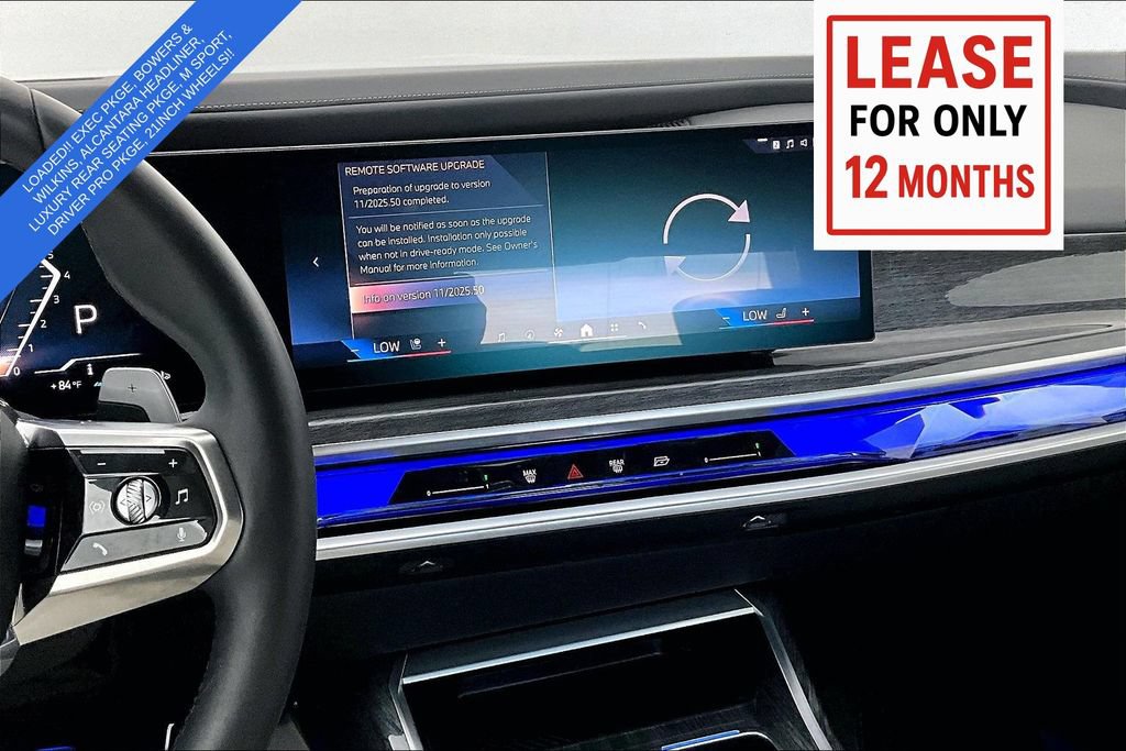Used 2025 BMW 760i xDrive AWD/4WD image 7