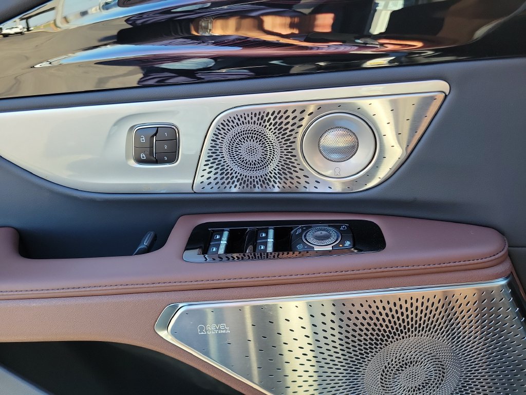 New 2026 Lincoln Nautilus Reserve AWD/4WD image 21