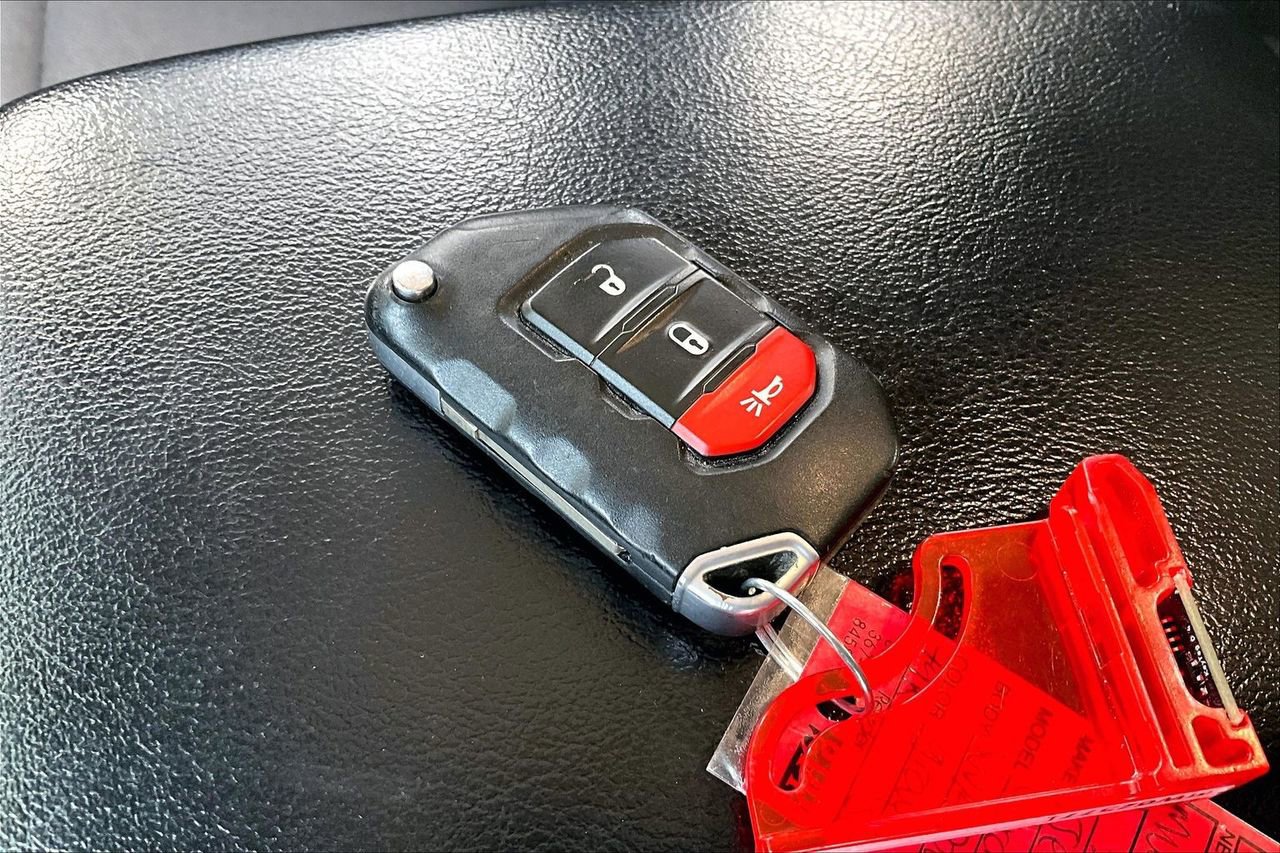 Used 2021 Jeep Wrangler Unlimited Sport image 30