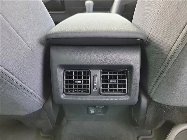 Used 2025 Toyota Camry LE w/ Convenience Package FWD image 16