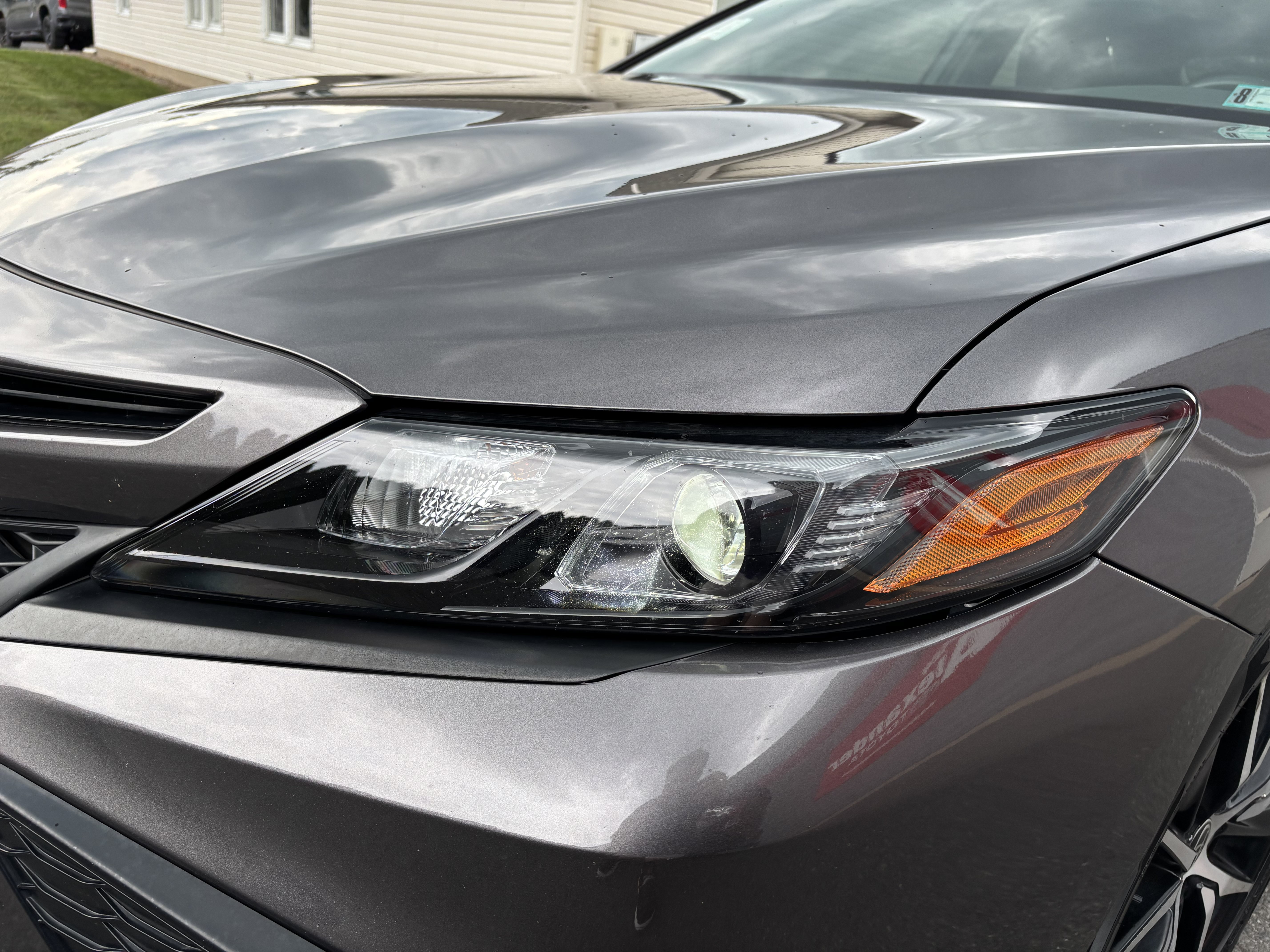 Used 2023 Toyota Camry SE w/ Cold Weather Package FWD image 10