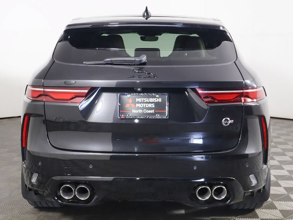 Used 2022 Jaguar F-PACE SVR AWD/4WD image 17