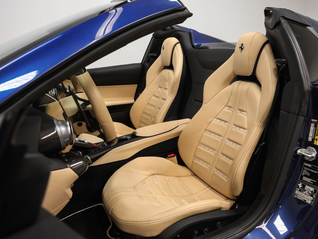 Certified 2021 Ferrari 812 GTS RWD image 3