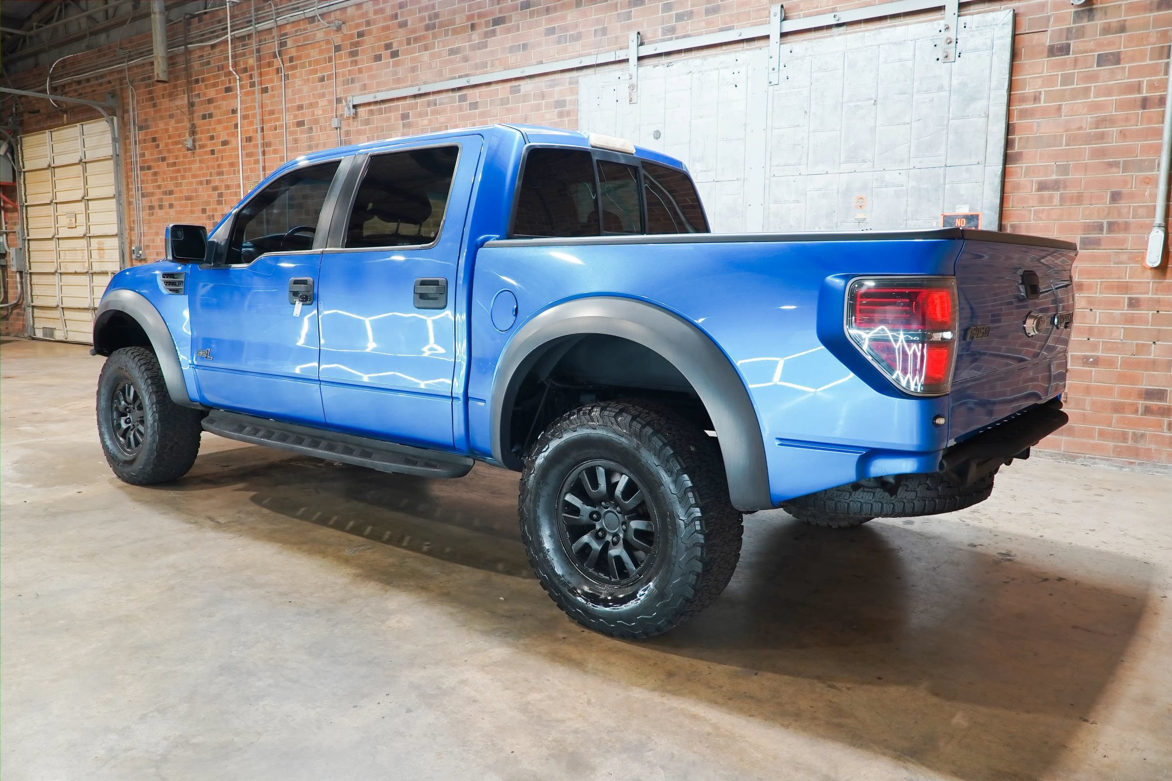Used 2014 Ford F150 Raptor w/ Equipment Group 801A Luxury AWD/4WD image 11
