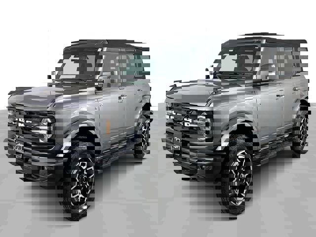 Used 2022 Ford Bronco Outer Banks image 1