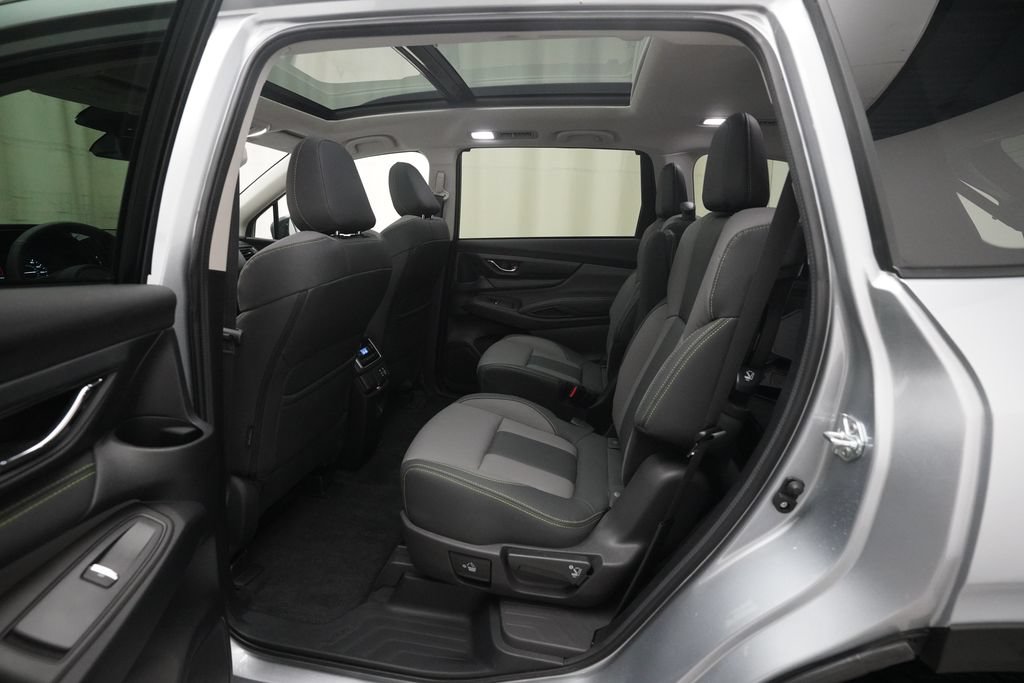 Certified 2025 Subaru Ascent Onyx Edition w/ Popular Package #2 AWD/4WD image 16
