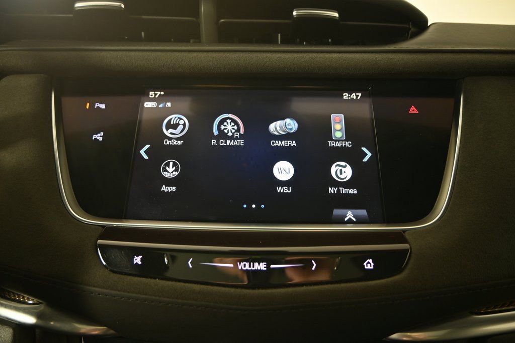 Used 2018 Cadillac XT5 Platinum w/ Driver Assist Package image 28