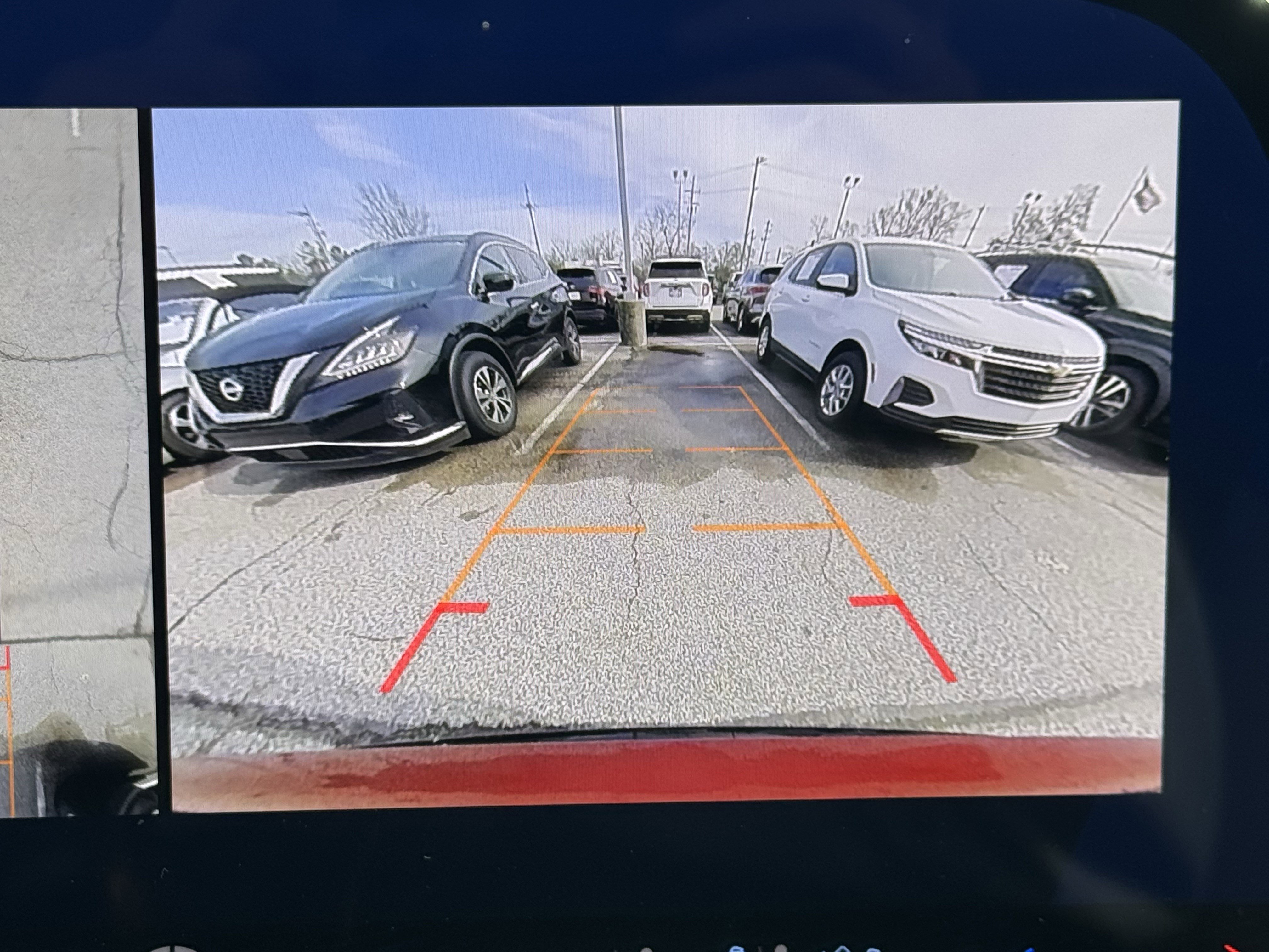 Used 2024 Chevrolet Traverse RS image 19