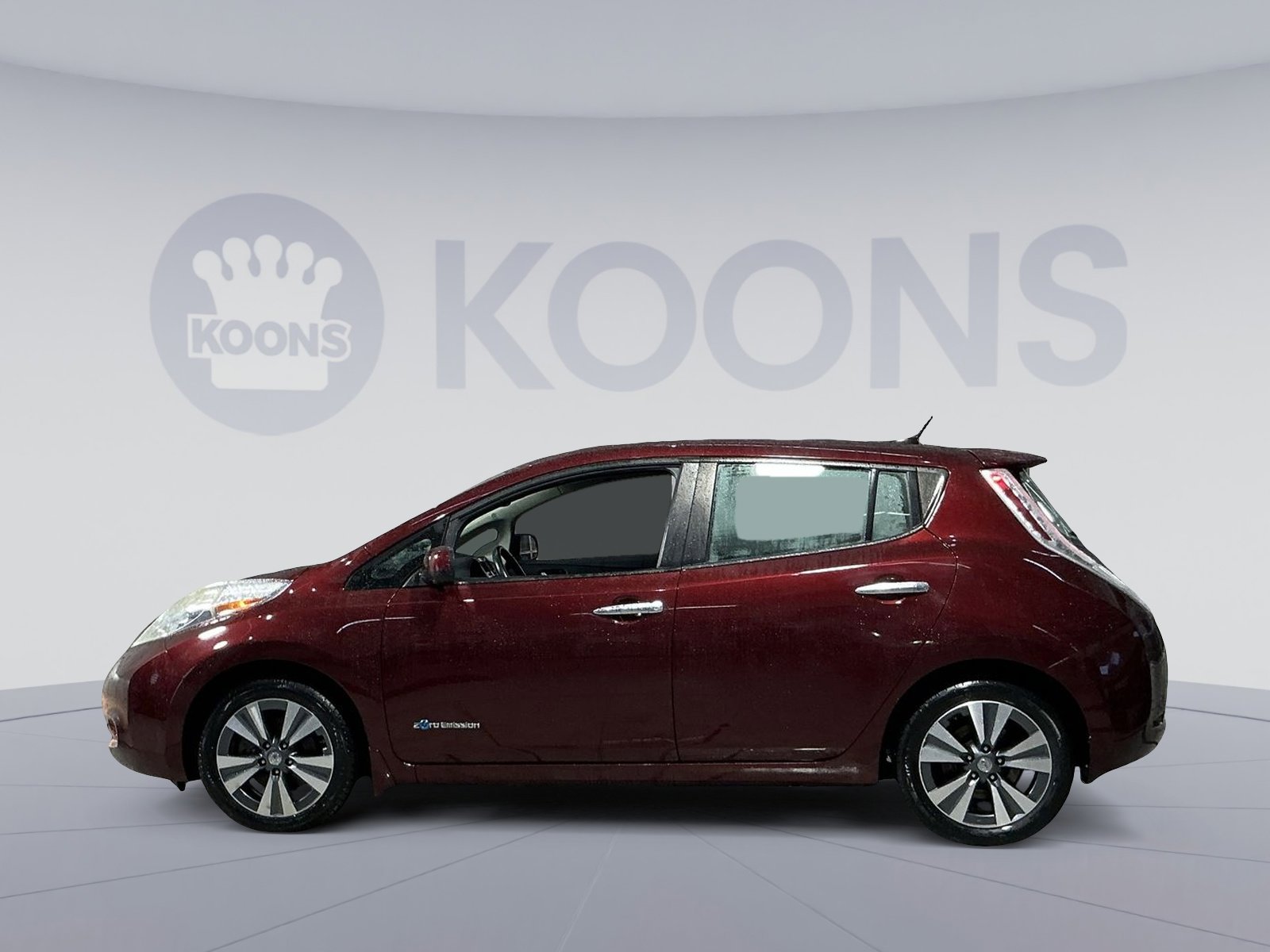 Used 2016 Nissan Leaf SL w/ Premium Package image 13