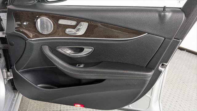 Used 2017 Mercedes-Benz E 300 4MATIC image 24