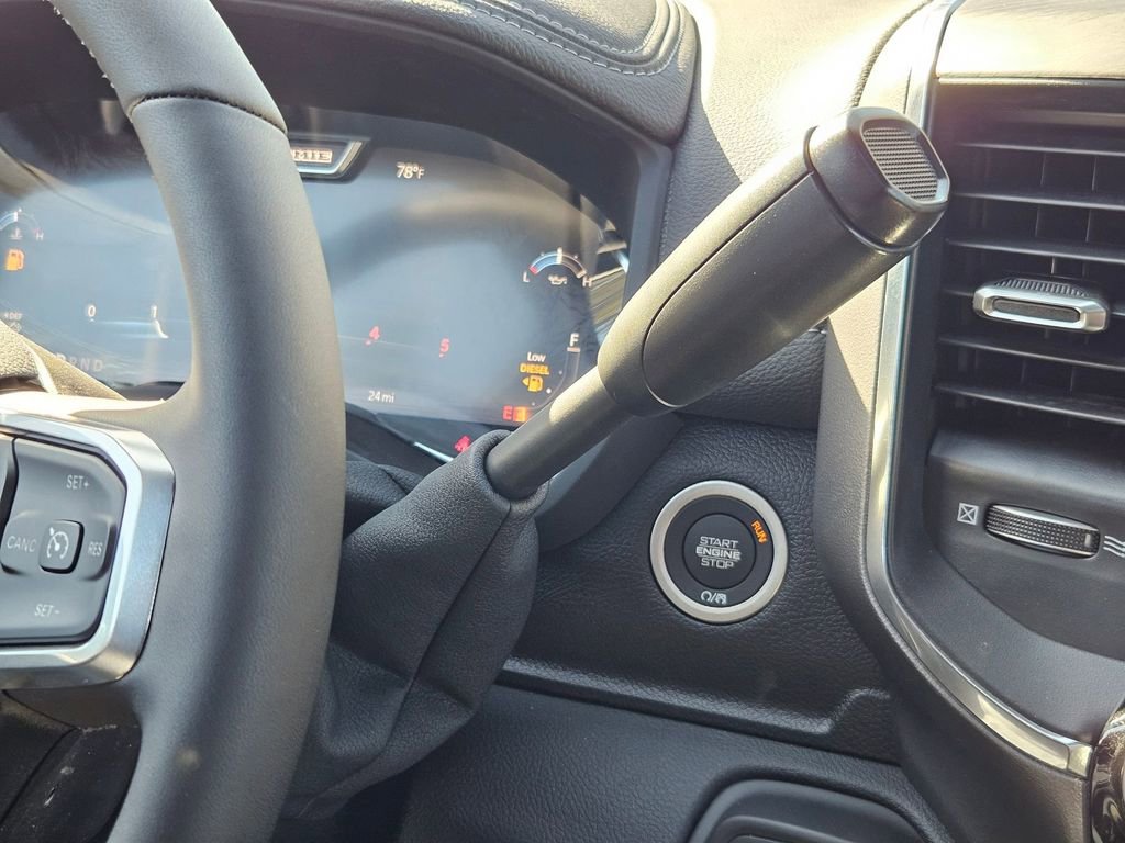 New 2026 RAM 2500 Laramie w/ Night Edition AWD/4WD image 25