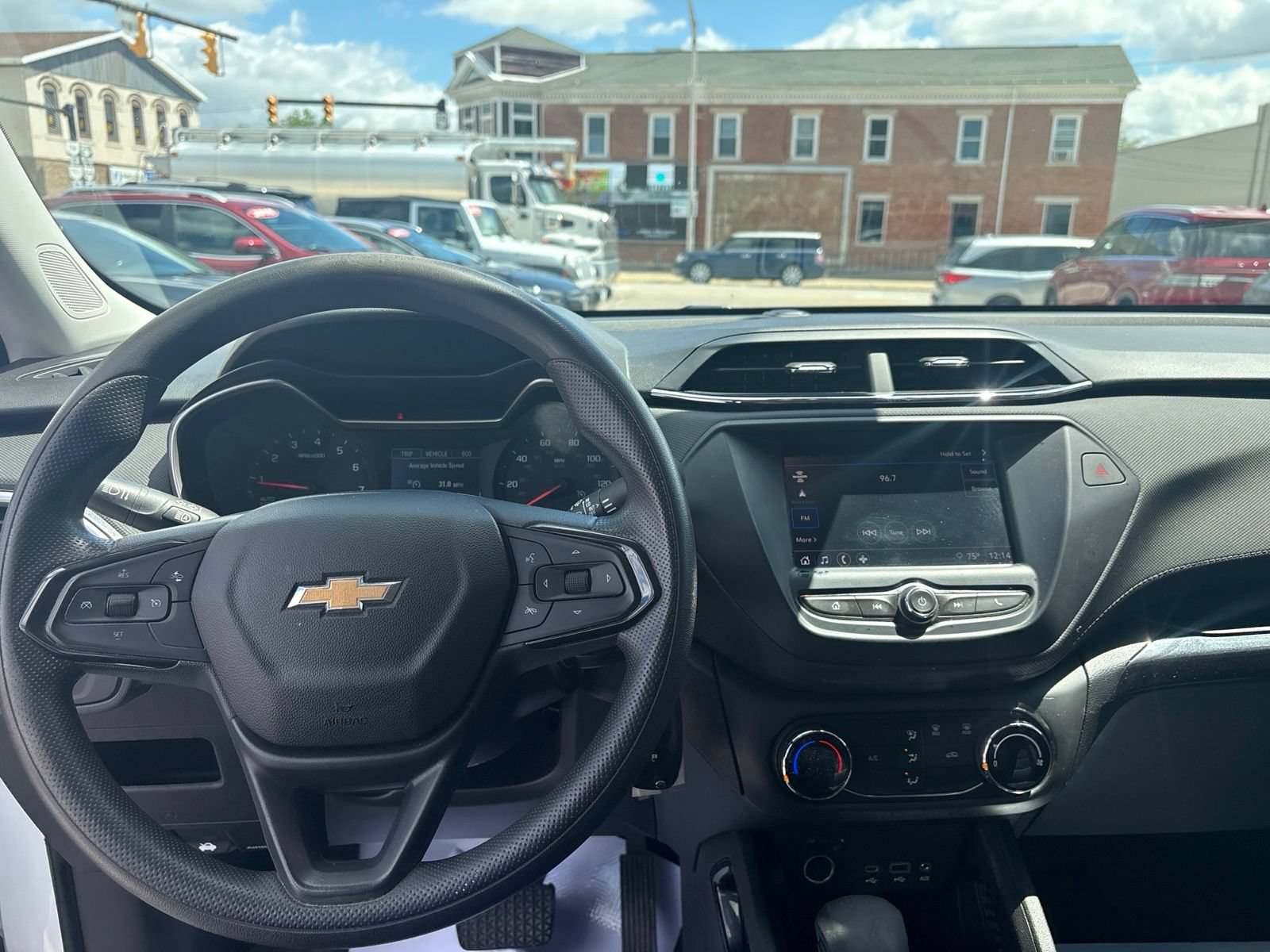 Used 2022 Chevrolet TrailBlazer LS FWD image 13