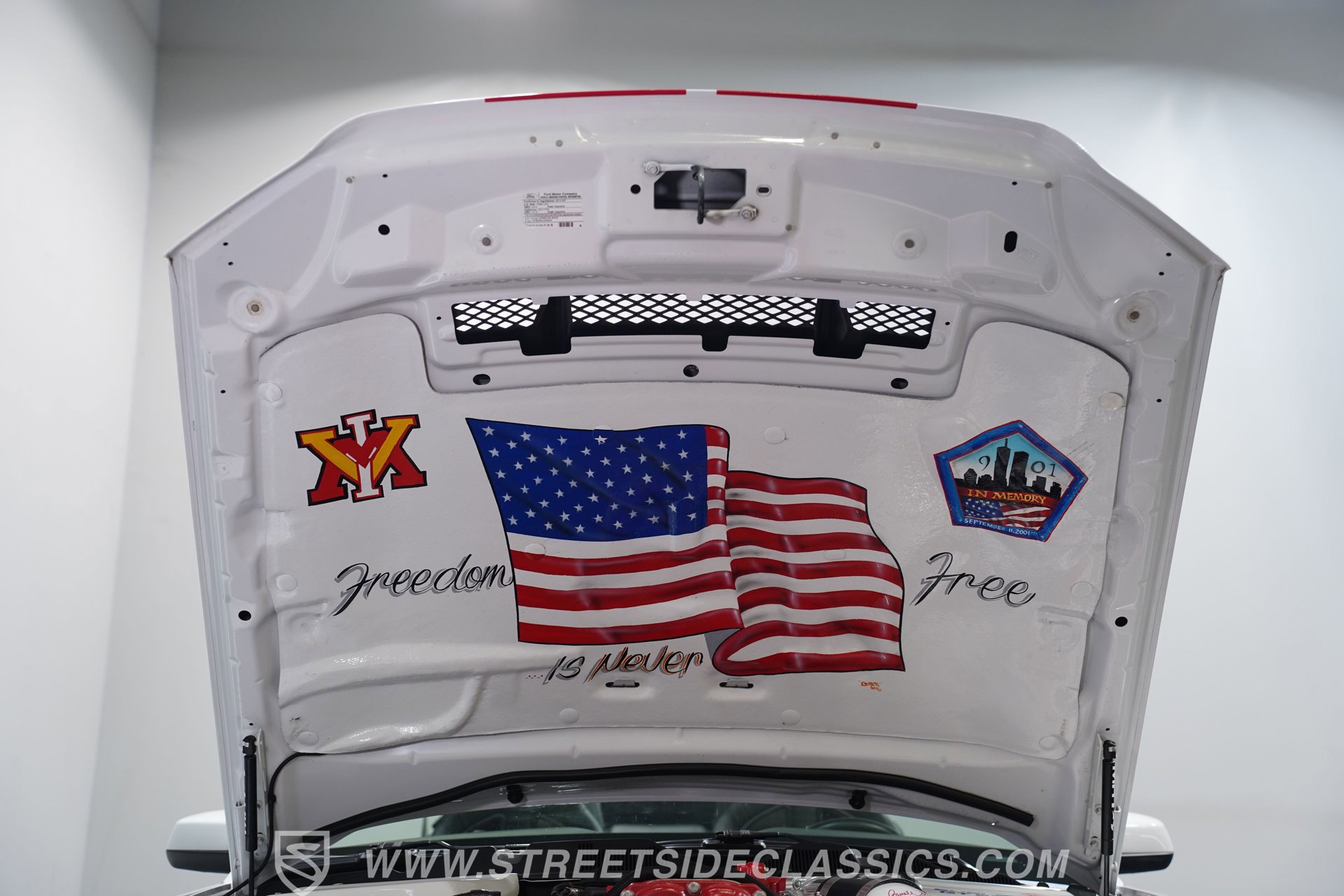 Used 2014 Ford Mustang Shelby GT500 w/ Equipment Group 821A image 35