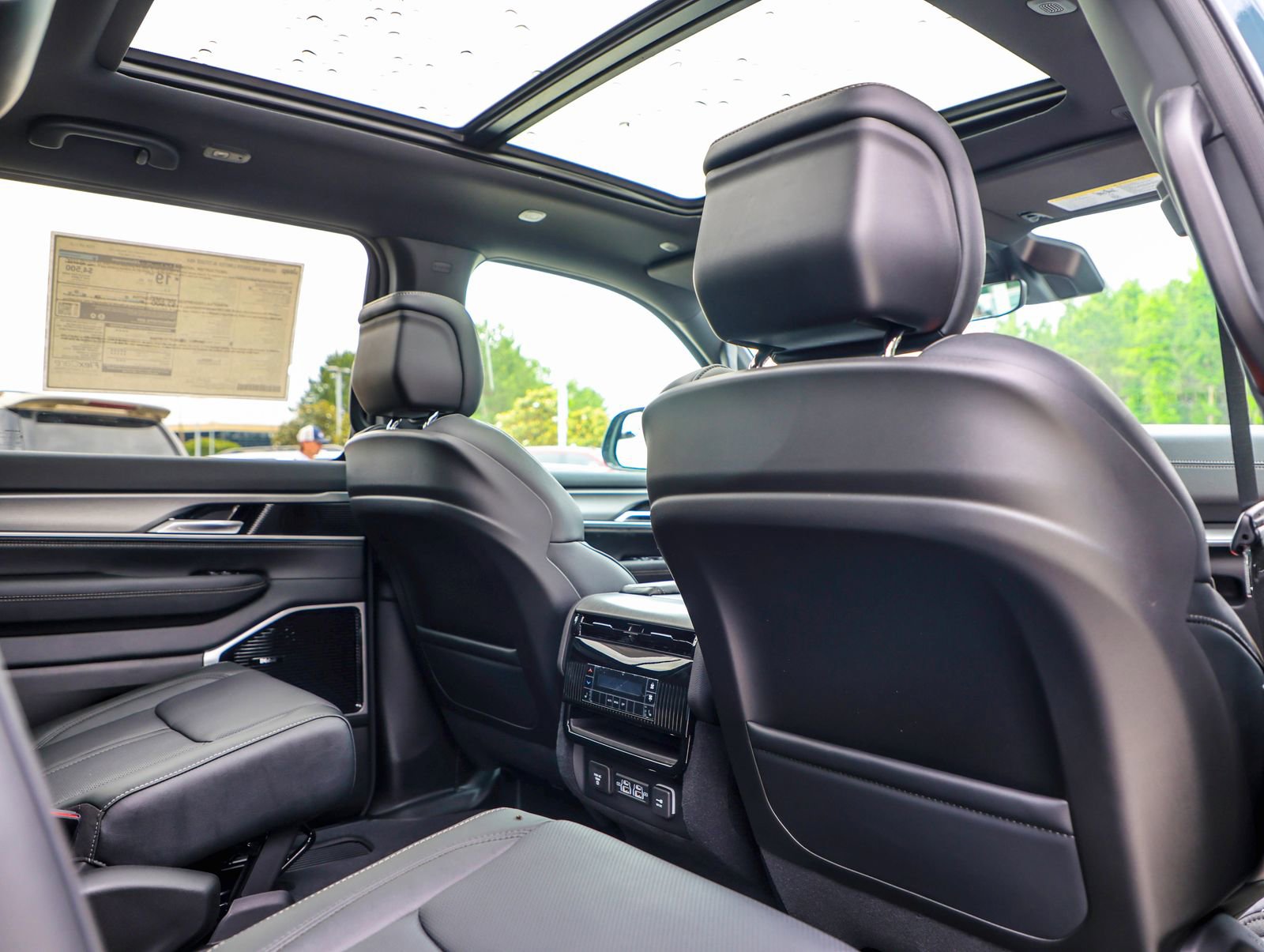 New 2026 Jeep Grand Wagoneer Limited AWD/4WD image 12
