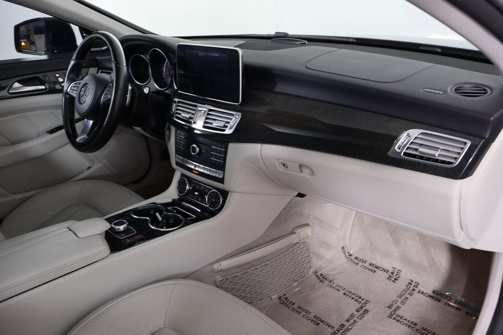 Used 2015 Mercedes-Benz CLS 550 image 9