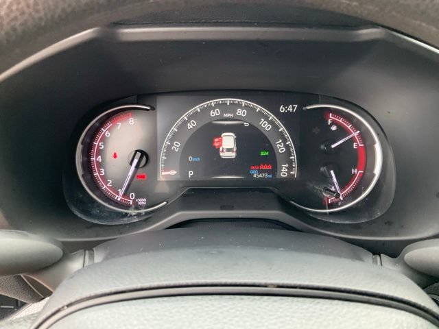 Used 2024 Toyota RAV4 XLE w/ Convenience Package FWD image 11