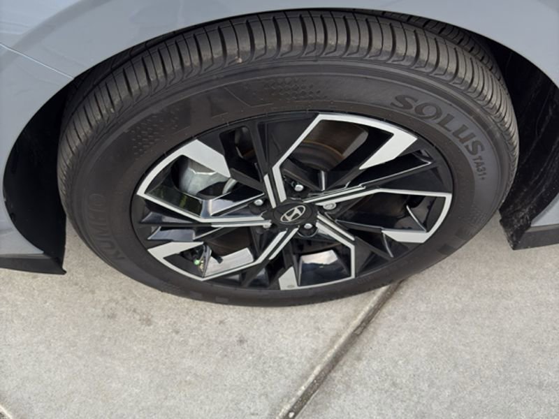 Used 2025 Hyundai Sonata SEL image 15