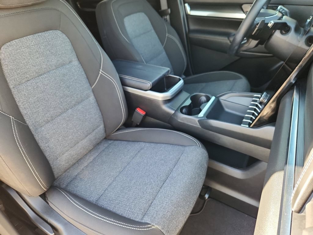 Used 2025 GMC Terrain Elevation AWD/4WD image 14