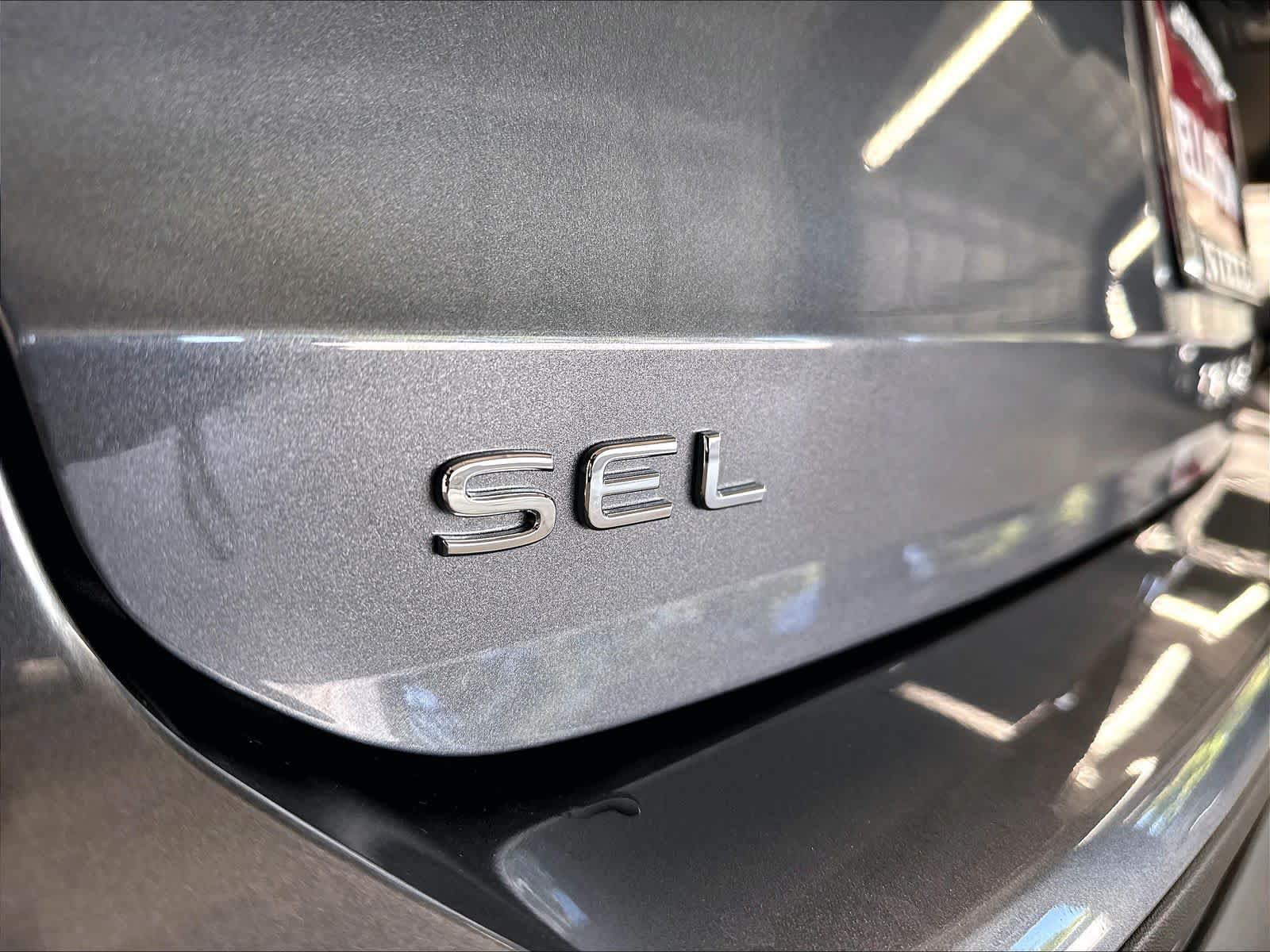New 2026 Volkswagen Taos SEL AWD/4WD image 9
