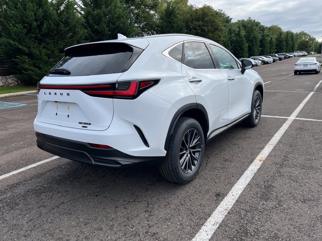 New 2026 Lexus NX 350h AWD w/ Cold Area Package image 3