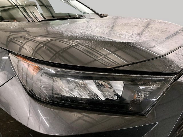 Used 2022 Toyota RAV4 LE AWD/4WD image 27
