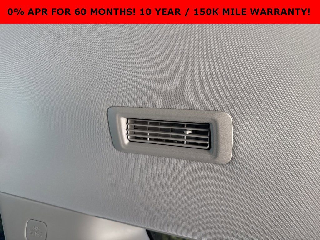 New 2025 Nissan Pathfinder SL w/ Black Appearance Package image 19