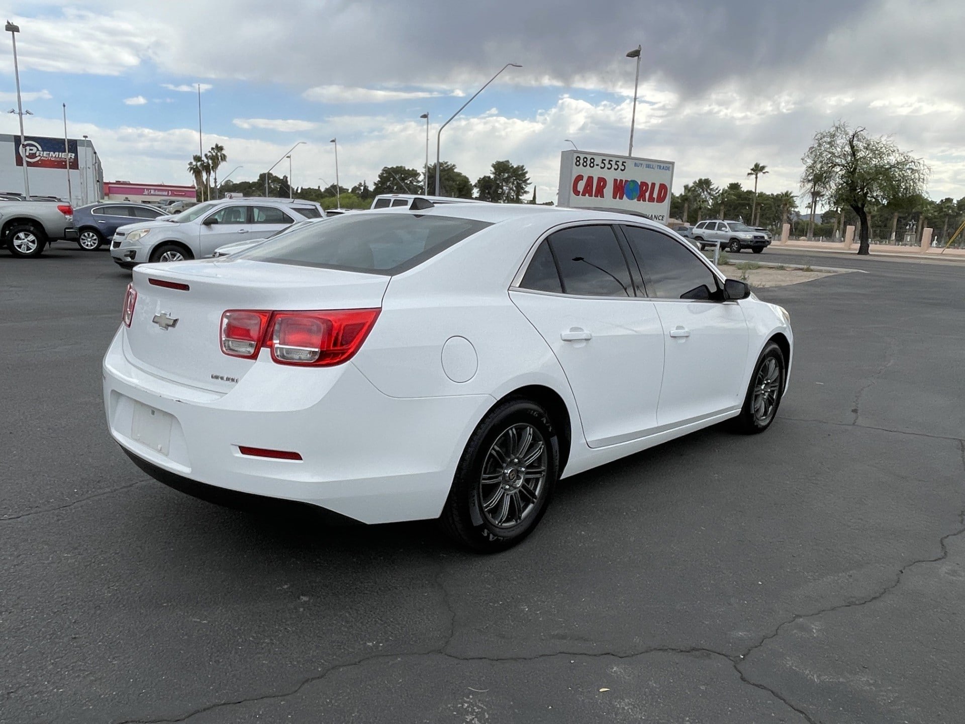 Used 2013 Chevrolet Malibu LS FWD image 5