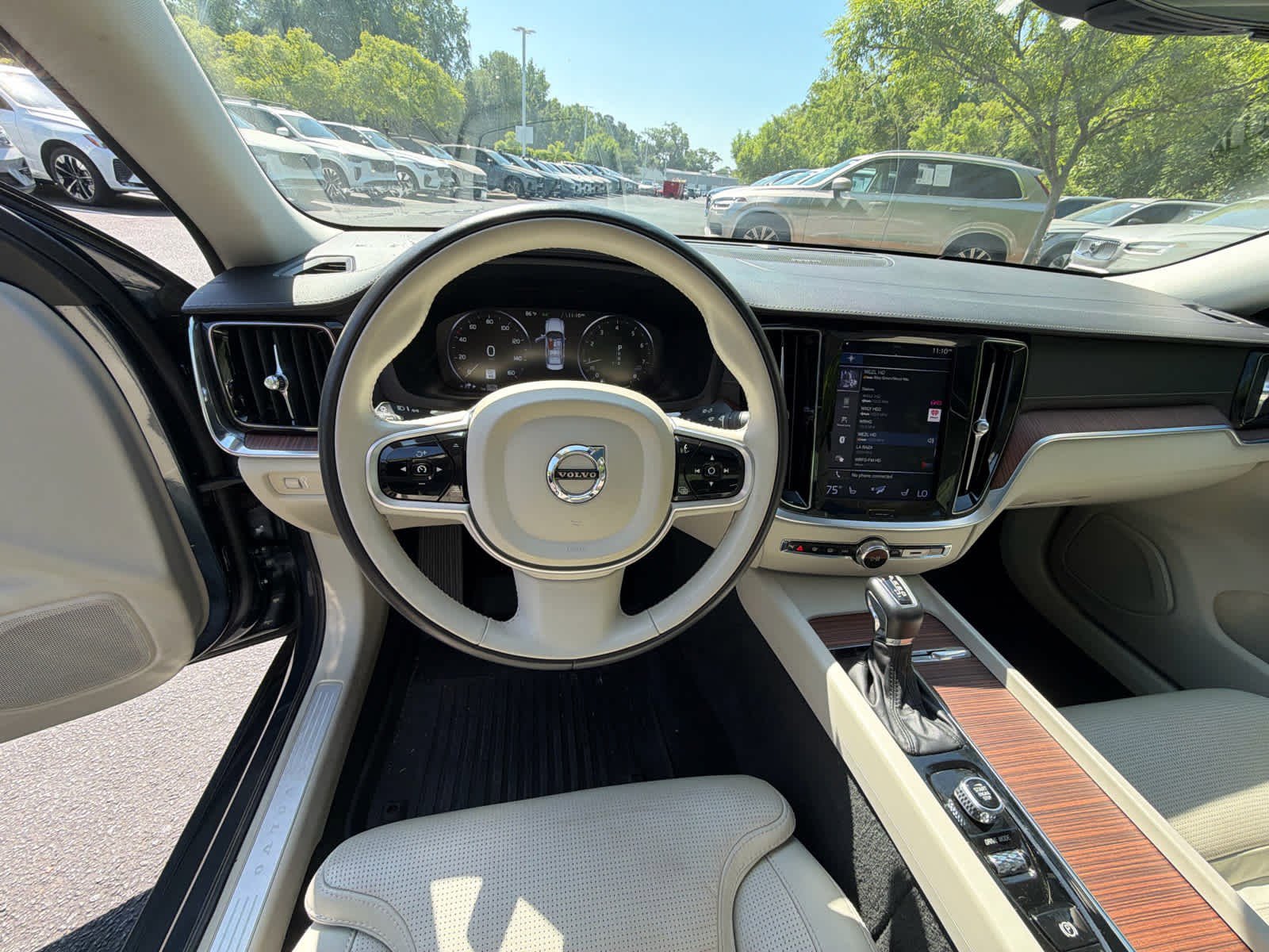 Used 2019 Volvo S60 T6 Inscription image 28