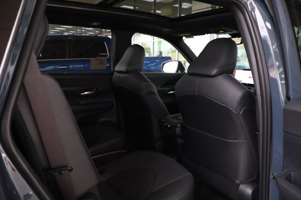 New 2026 Toyota Grand Highlander AWD Hybrid image 37