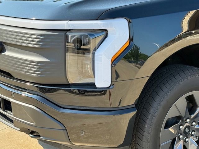 New 2025 Ford F150 Lightning Flash image 9