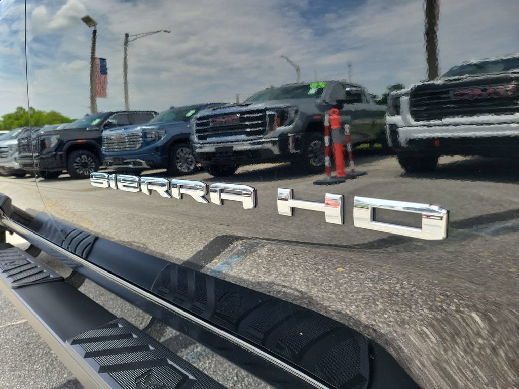 Used 2024 GMC Sierra 2500 Pro AWD/4WD image 8