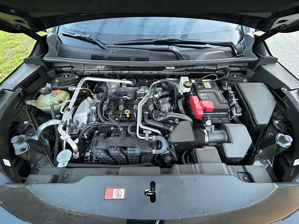 Used 2025 Mitsubishi Outlander SE image 11