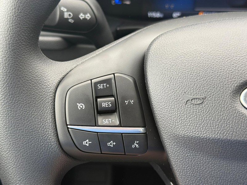 New 2025 Ford Escape Active image 18