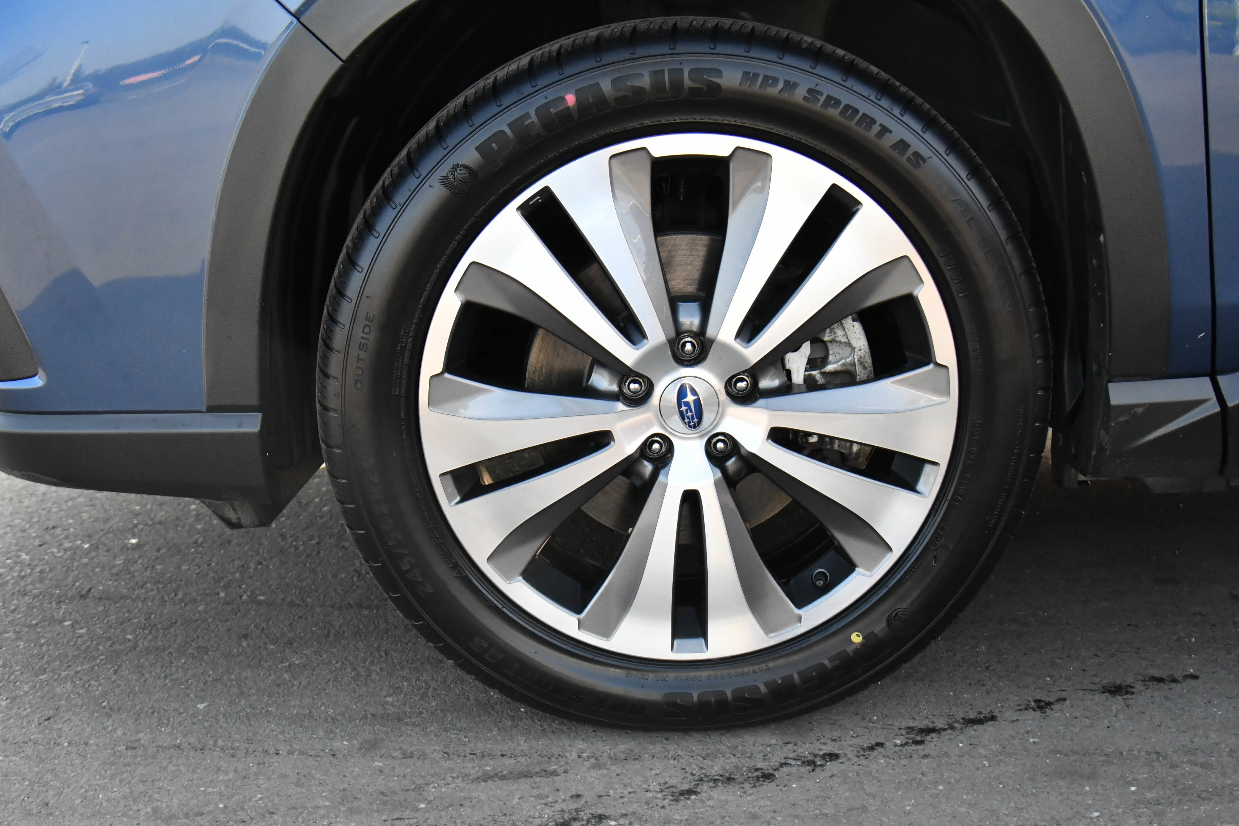 Used 2022 Subaru Ascent Touring image 12