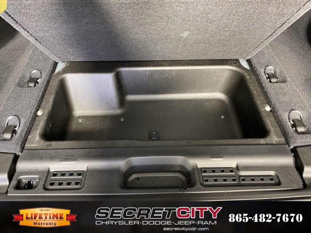 New 2026 Jeep Wrangler Unlimited Rubicon w/ Steel Bumper Group image 32