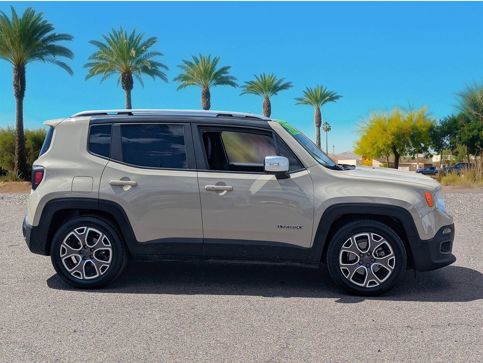 Used 2015 Jeep Renegade Limited FWD image 6