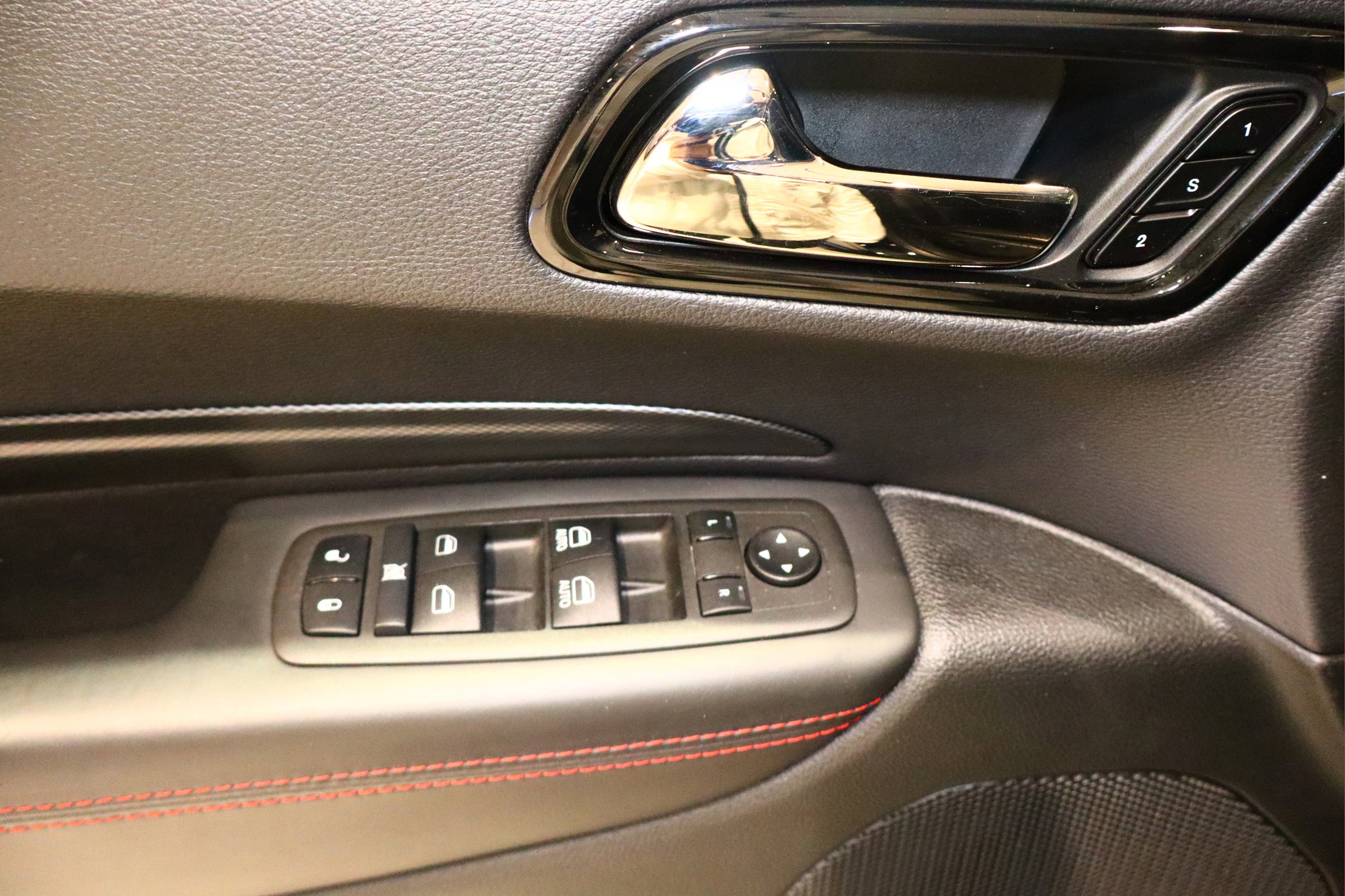 Used 2024 Dodge Durango GT image 43