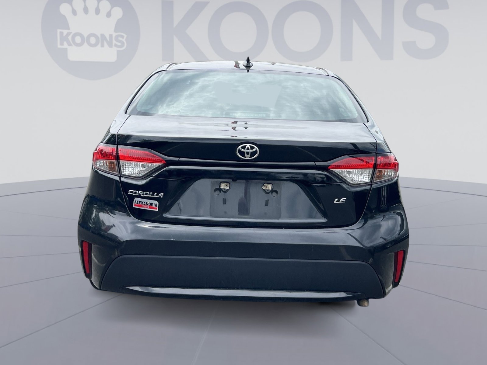 Used 2021 Toyota Corolla LE FWD image 5
