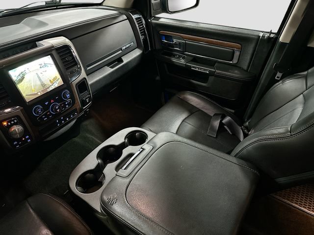 Used 2018 RAM 1500 Laramie image 24