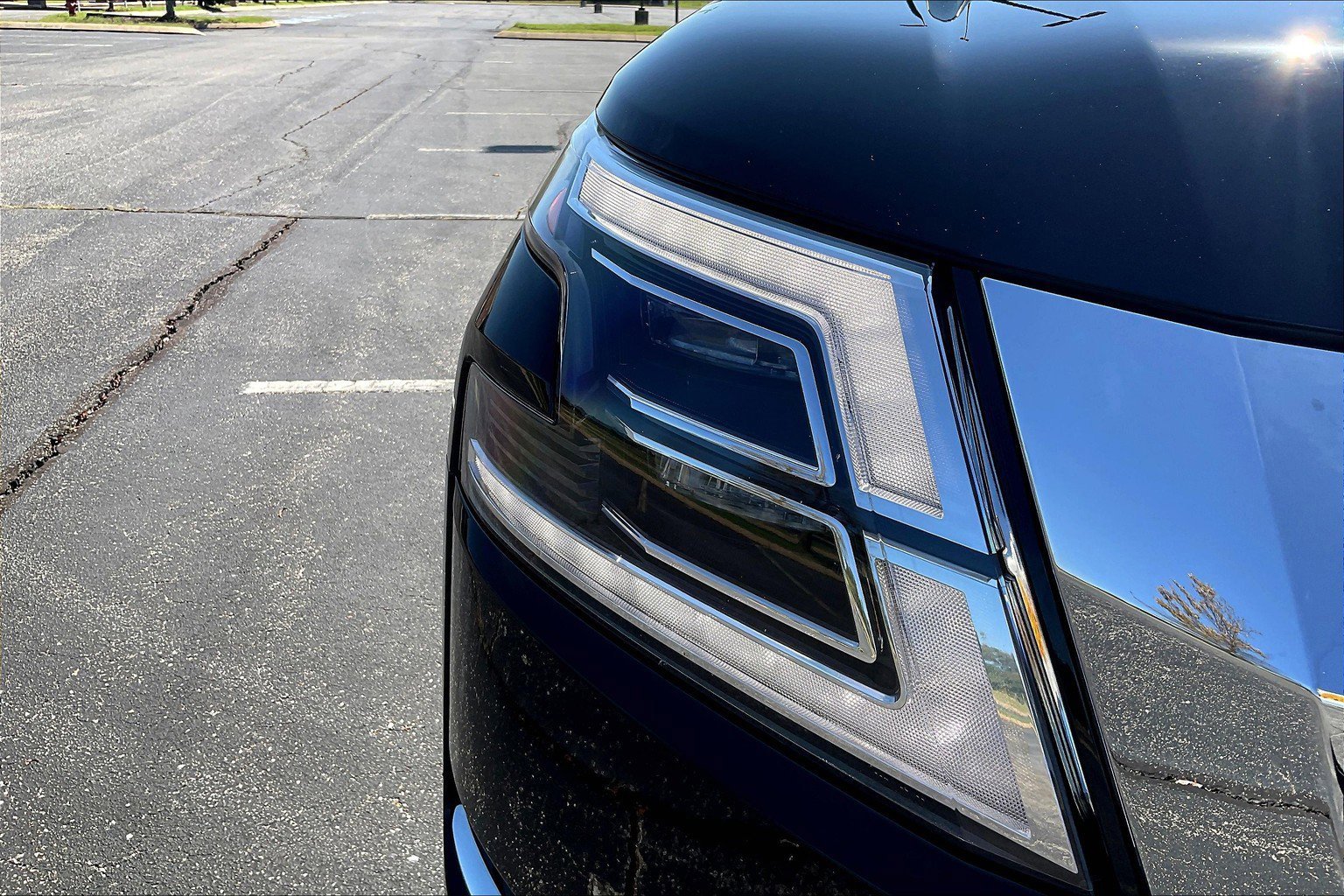 Used 2024 Nissan Armada SL w/ Cargo Package image 24