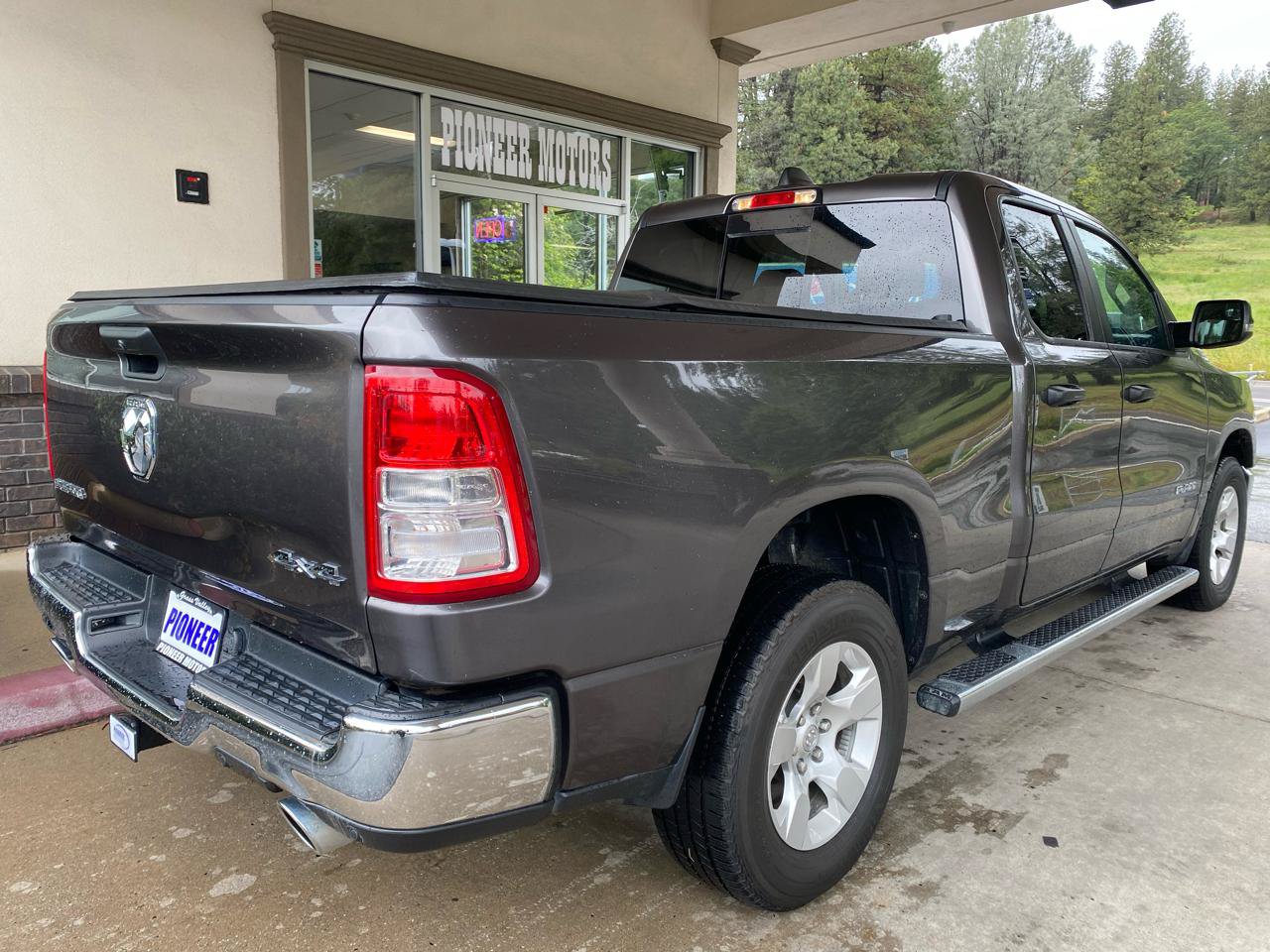 Used 2023 RAM 1500 Big Horn AWD/4WD image 7