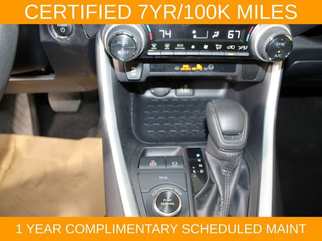 Used 2025 Toyota RAV4 XLE AWD/4WD image 24