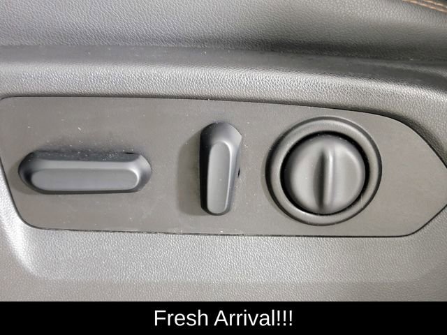 Used 2021 GMC Sierra 1500 AT4 w/ Technology Package image 14