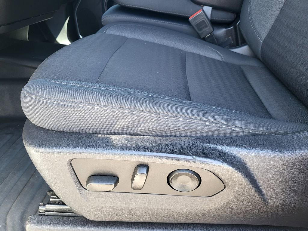 Used 2024 GMC Sierra 3500 SLE image 18