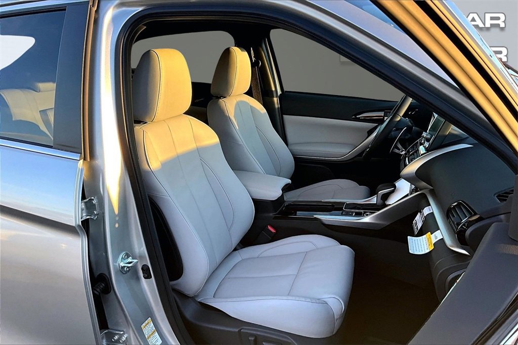 New 2026 Mitsubishi Eclipse Cross SEL image 8