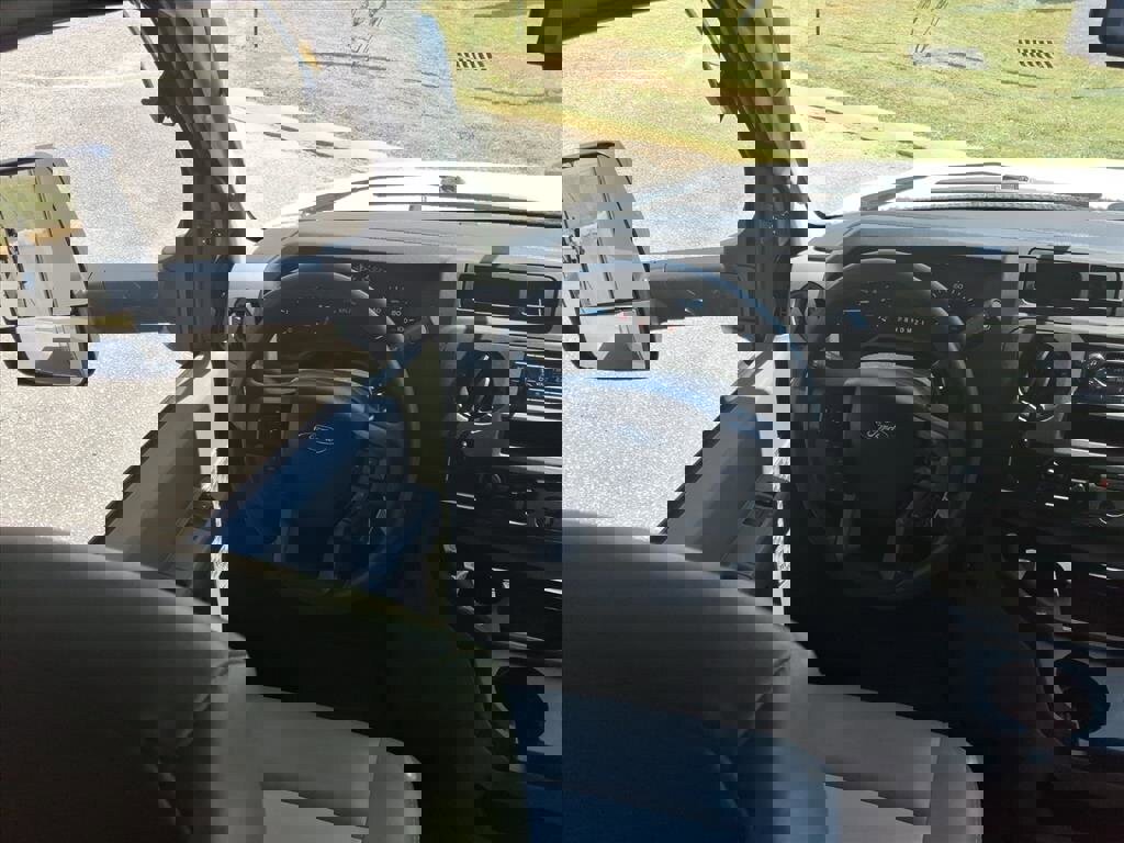 Used 2021 Ford E-350 and Econoline 350 Super Duty w/ Motorhome Prep Package image 33