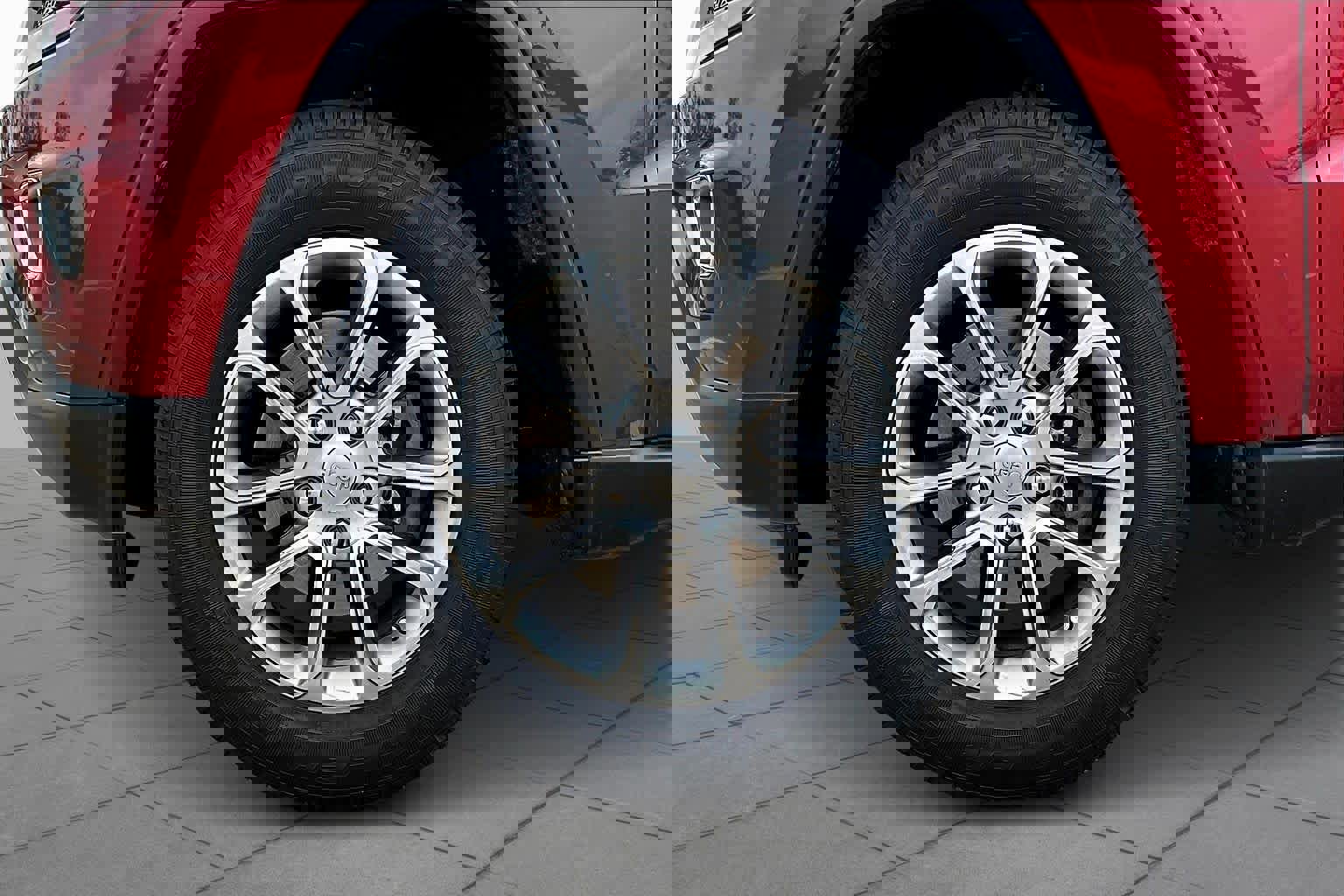 Used 2015 Jeep Grand Cherokee Limited w/ Luxury Group II image 10