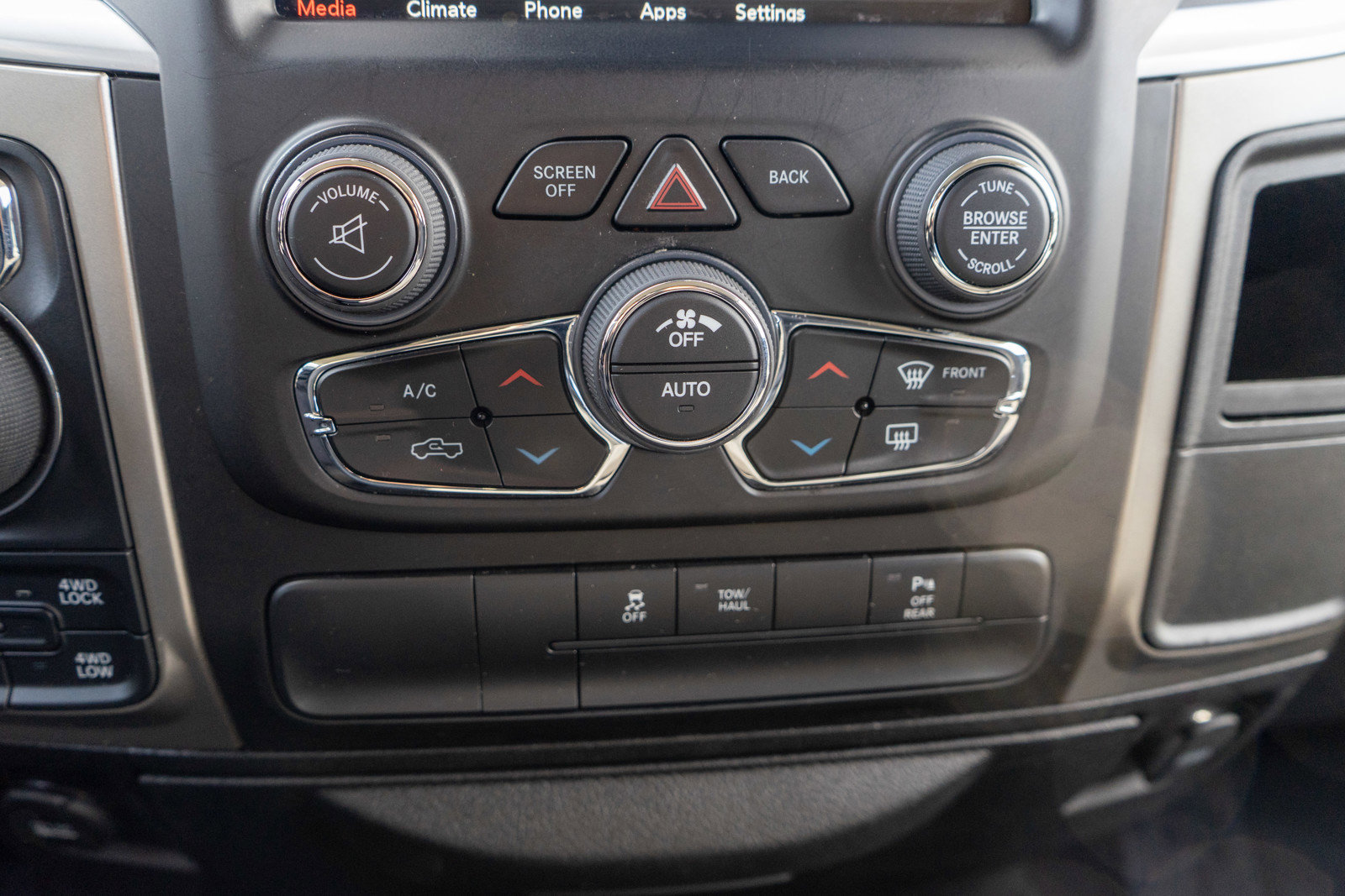 Used 2020 RAM 1500 Classic Warlock w/ Electronics Group AWD/4WD image 19