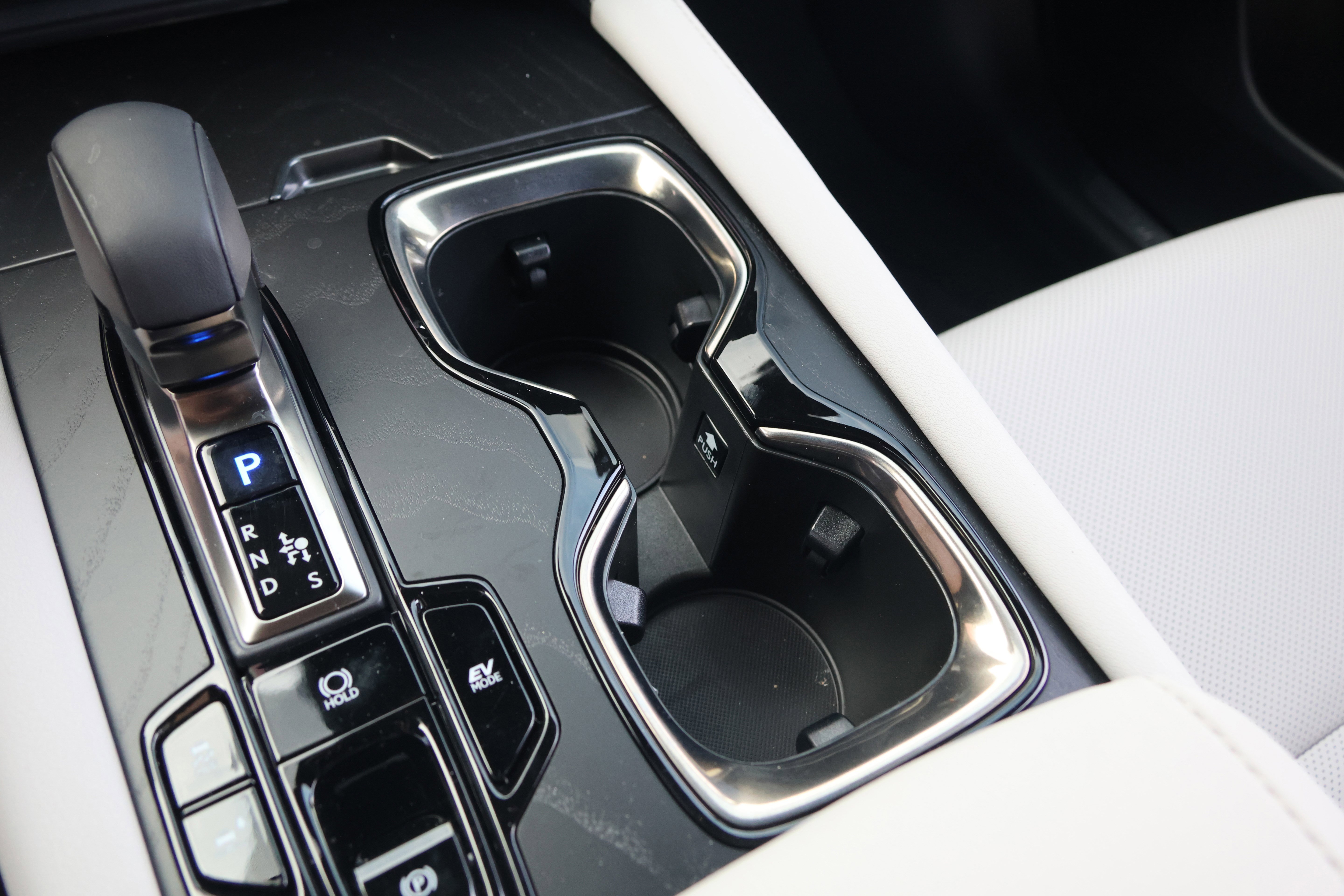 Certified 2026 Lexus RX 350h w/ Convenience Package image 27