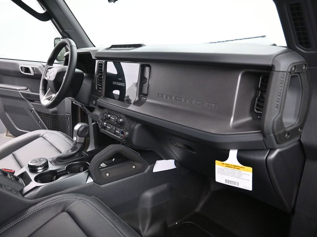 New 2026 Ford Bronco Badlands image 16